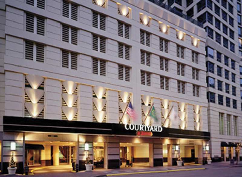 Courtyard By Marriott Chicago Downtown/River North Exterior photo