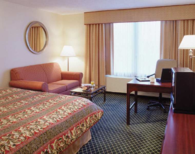Courtyard By Marriott Chicago Downtown/River North Exterior photo