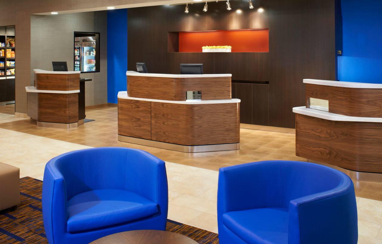 Courtyard By Marriott Chicago Downtown/River North Exterior photo
